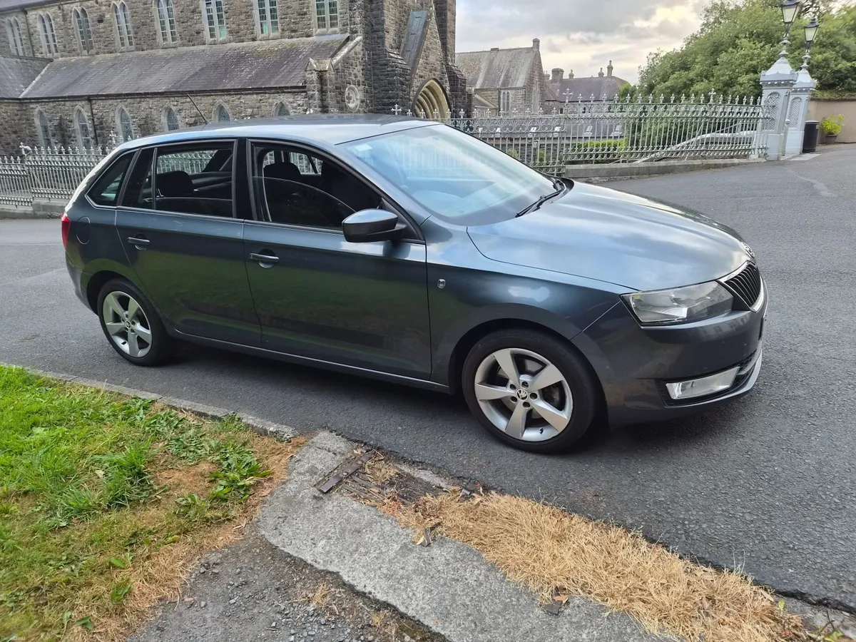 2015 Skoda Rapid 1.6tdi 105bhp - Image 5