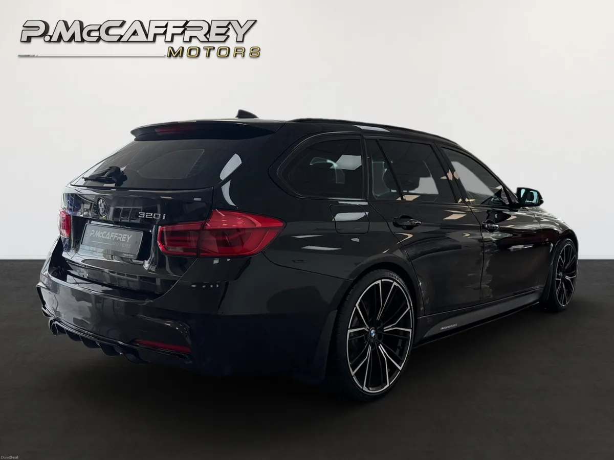 2018 BMW 320I M-SPORT F31 AUTO M-PERFORMANCE KIT - Image 5