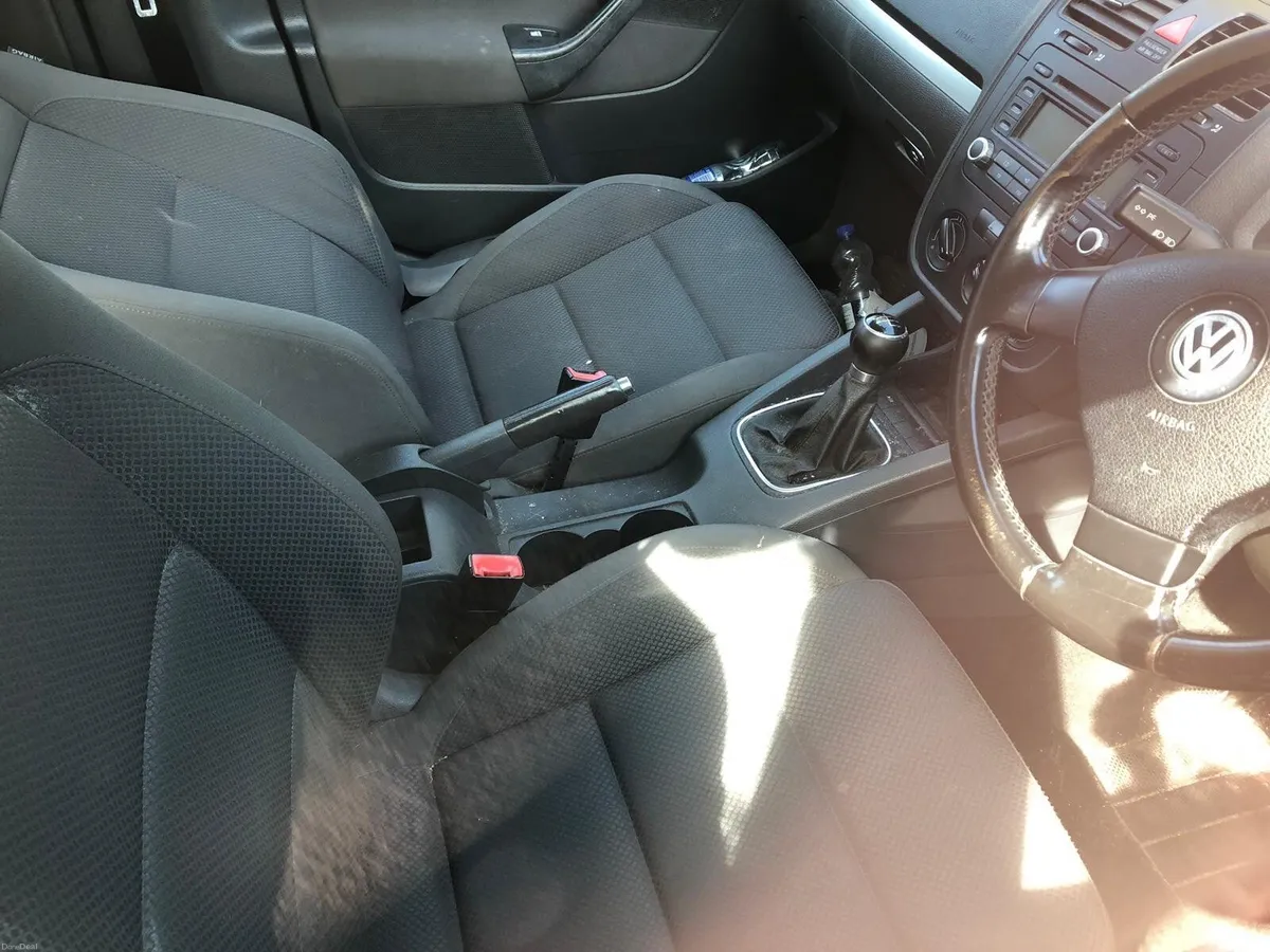 Volkswagen Golf 2006 - Image 2
