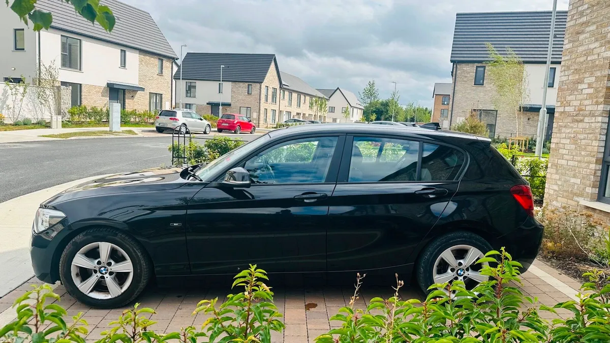 2014 BMW 116i SPORT-Price negotiable - Image 5