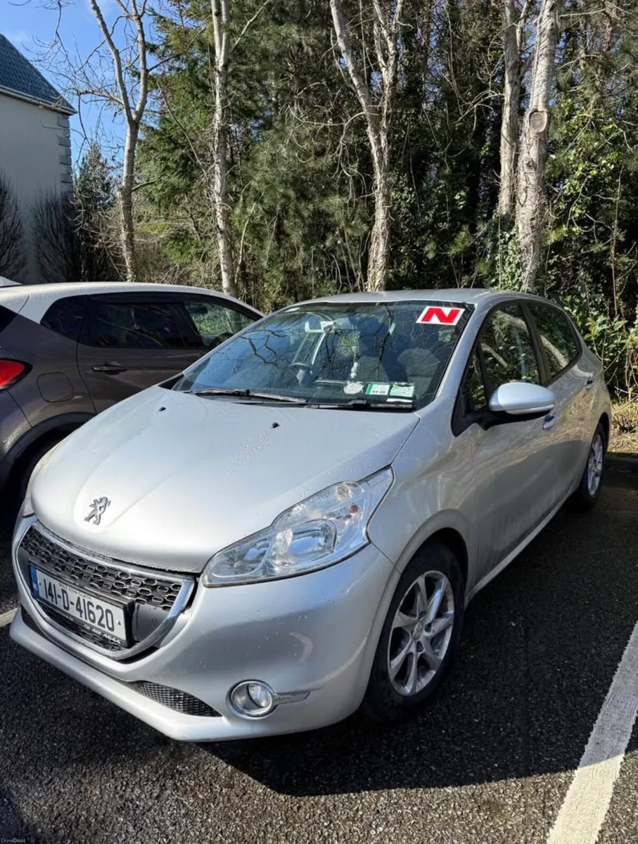 Car - Image 2