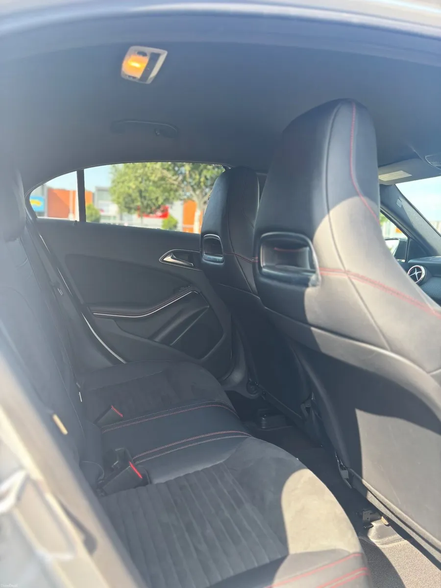 Mercedes-Benz A-Class 2013 - Image 2
