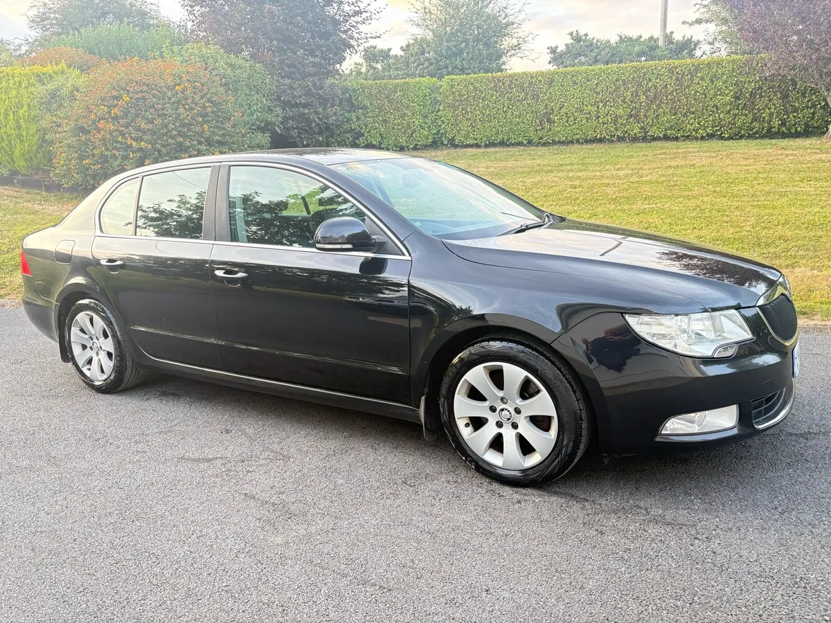 Skoda superb 1.6 Tdi green line 2012 NCT & TAXED - Image 2
