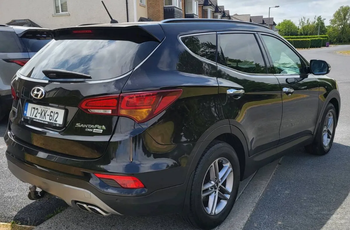 Hyundai Santa fe 4WD Executive 7 Seat - Image 4