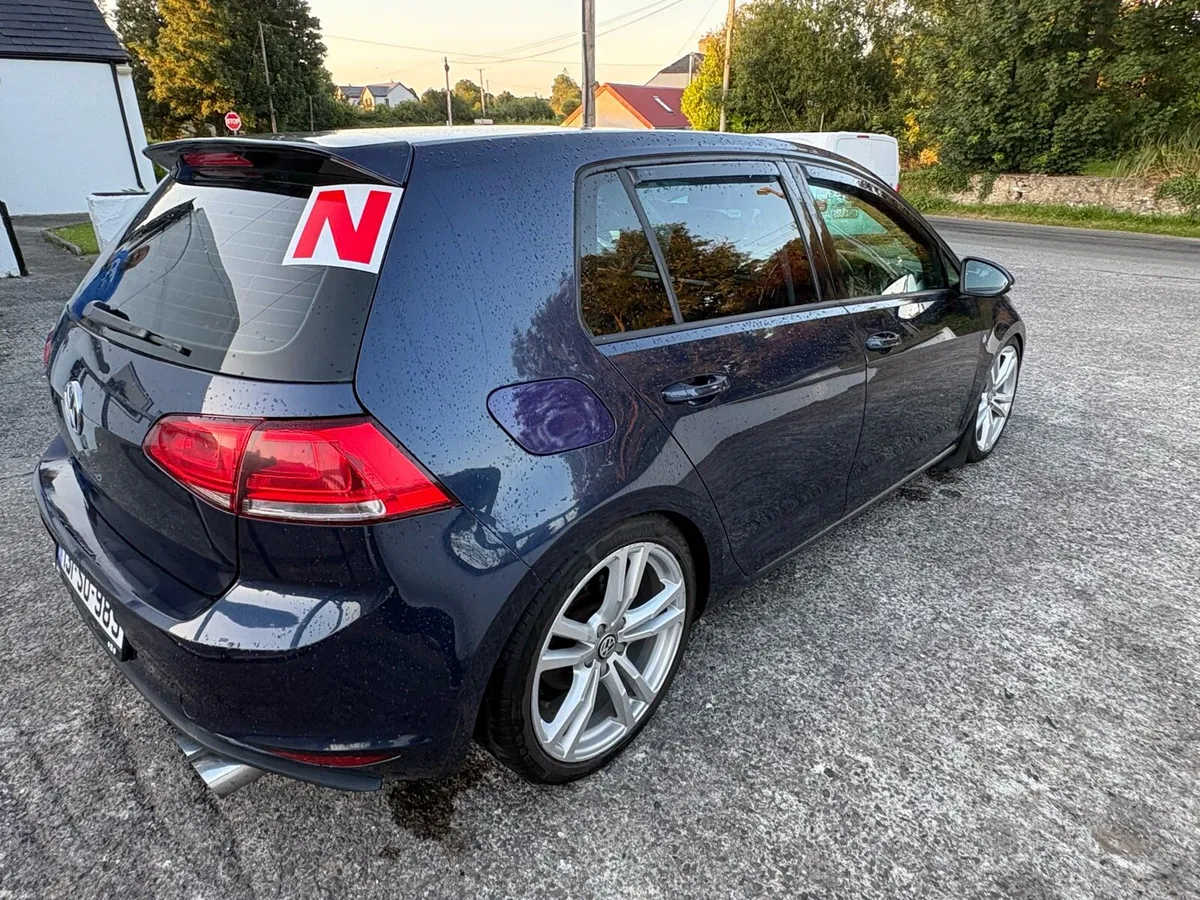Volkswagen Golf - Image 4