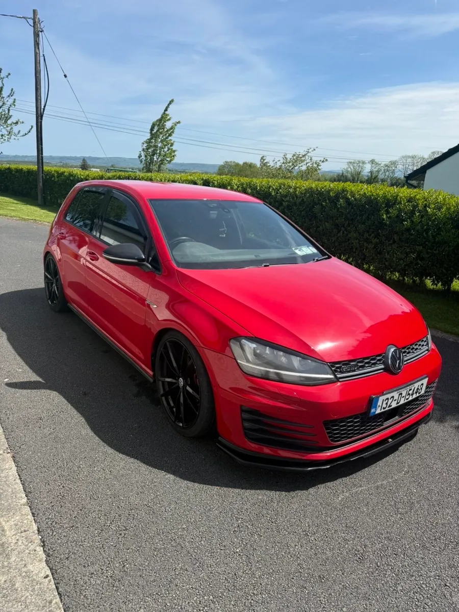 2013 Volkswagen Golf GTD - Image 1
