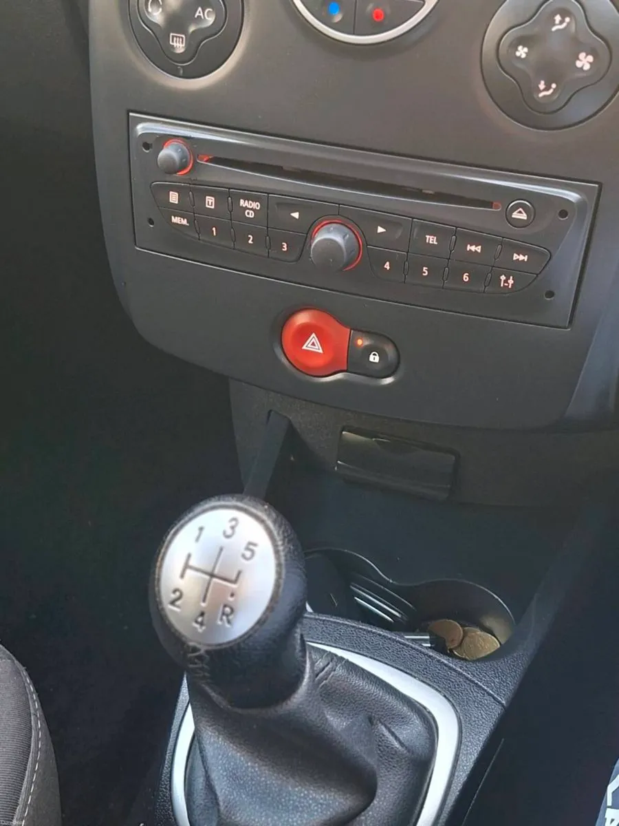 Car - Image 4