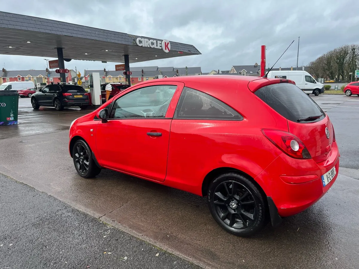 Vauxhall Corsa - Image 4