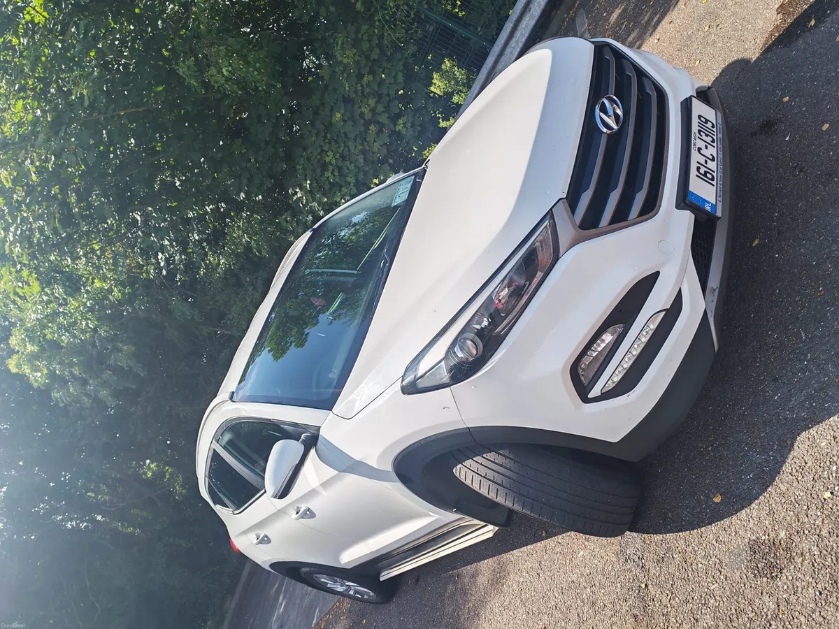 2016 hyundai tucson 1.7 executive - Image 2