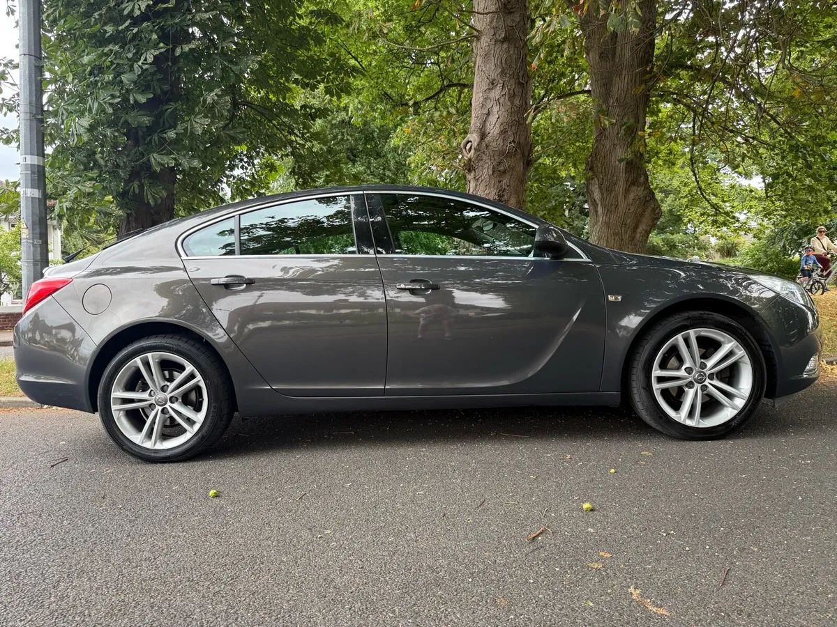 2013 Opel insignia 1.4T petrol NCT 05/27 - Image 6