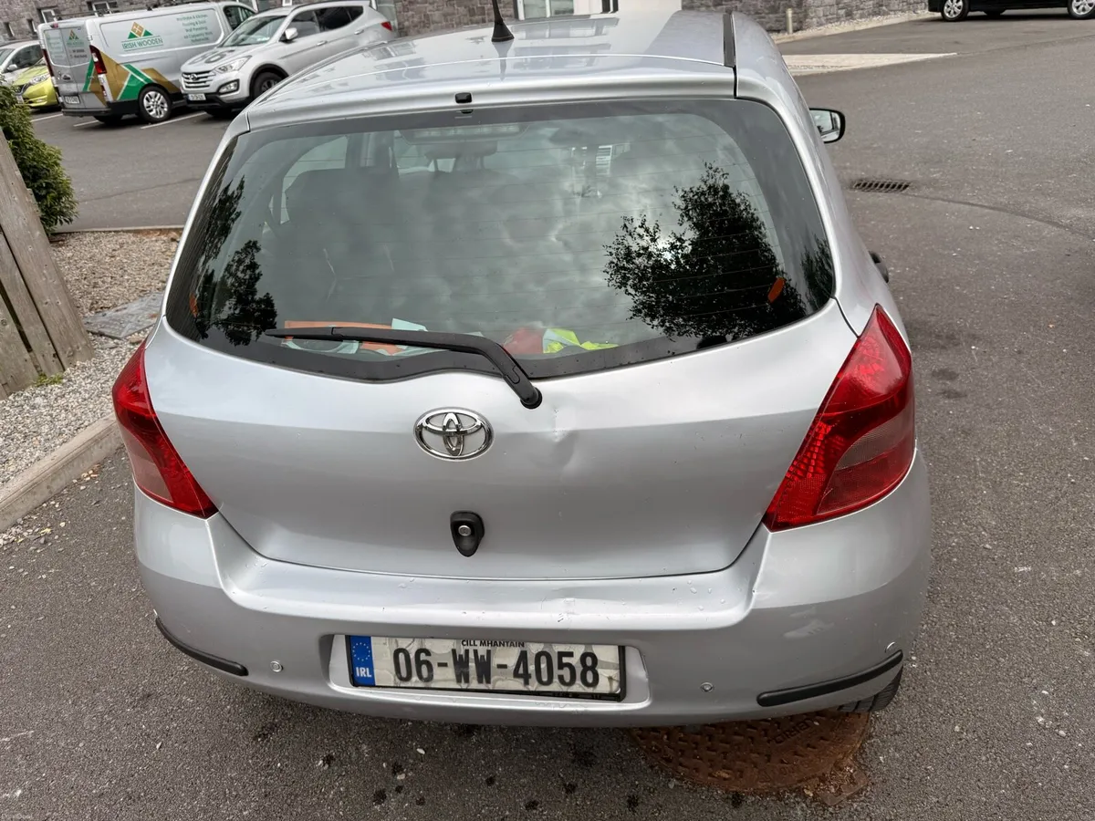 Toyota Yaris - Image 4