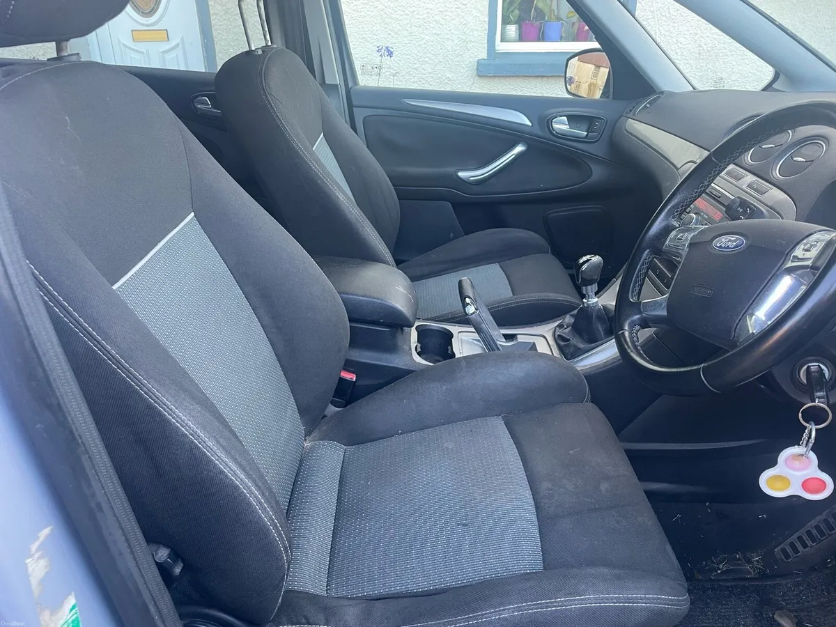 Car for sale - Image 4