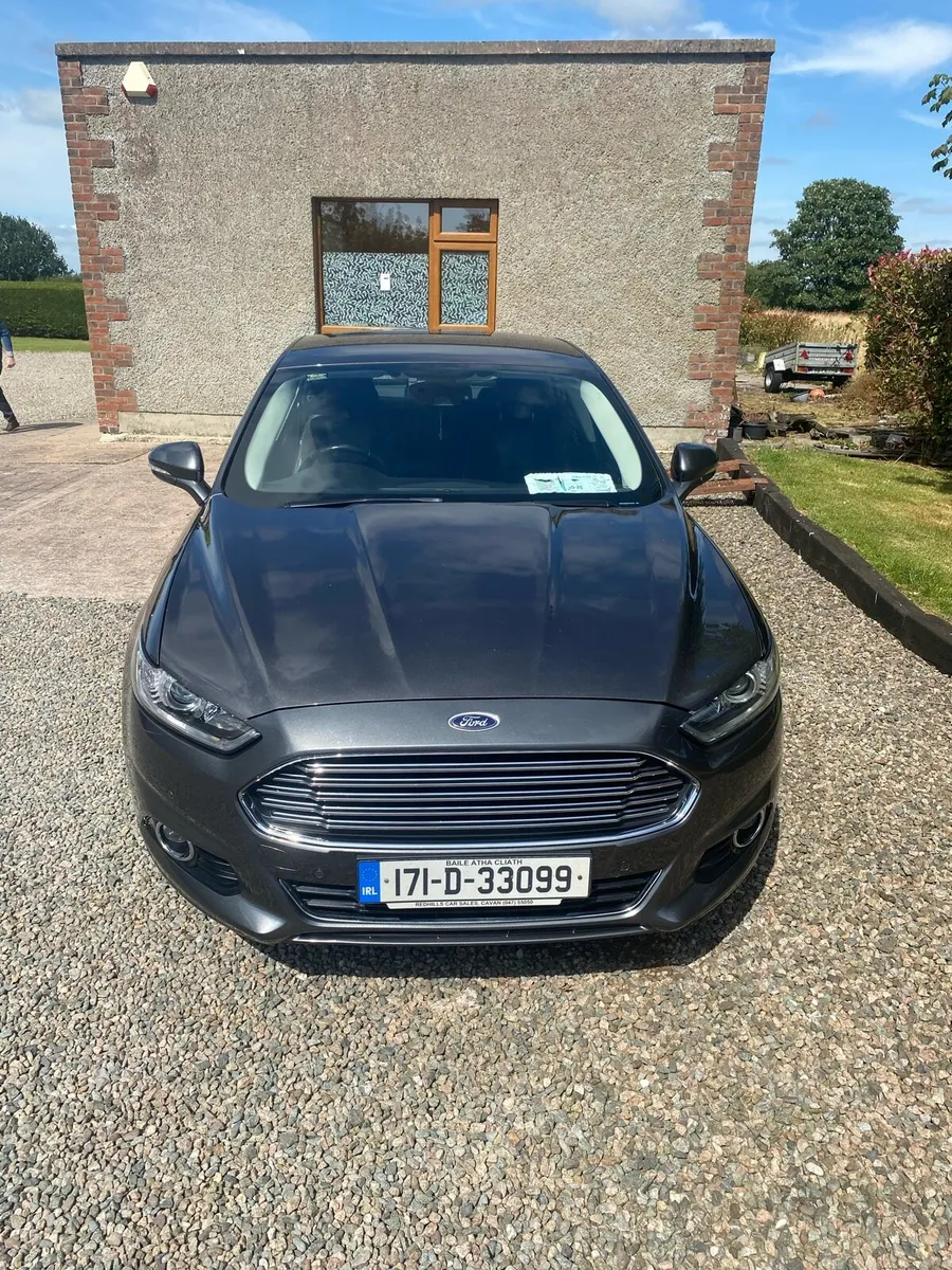 Mint Ford mondeo titanium - Image 2