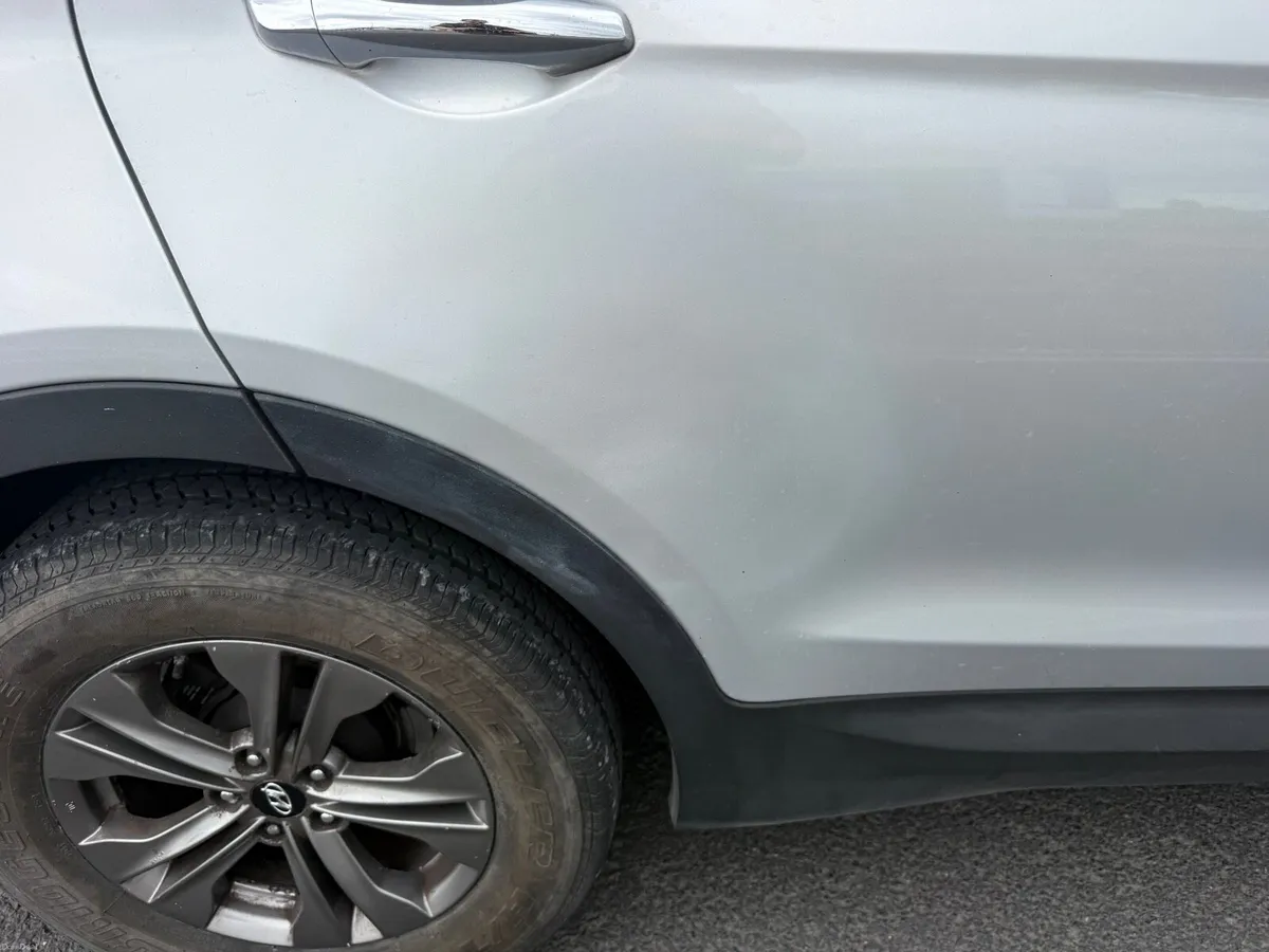 santafe 7 seater - Image 5
