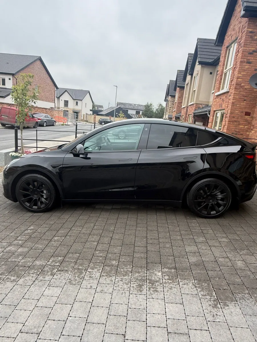 Deposit taken - Tesla Model Y 2022 RWD - Image 5