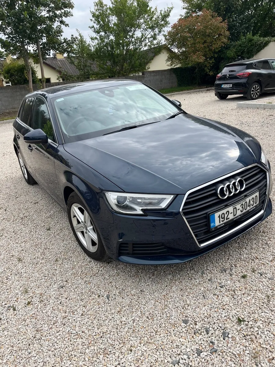 Audi A3 30 TFSI SPORTSBACK AUTO 2019 - Image 5