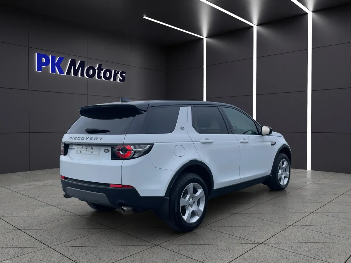 Land Rover Discovery Sport 2018 - Image 6