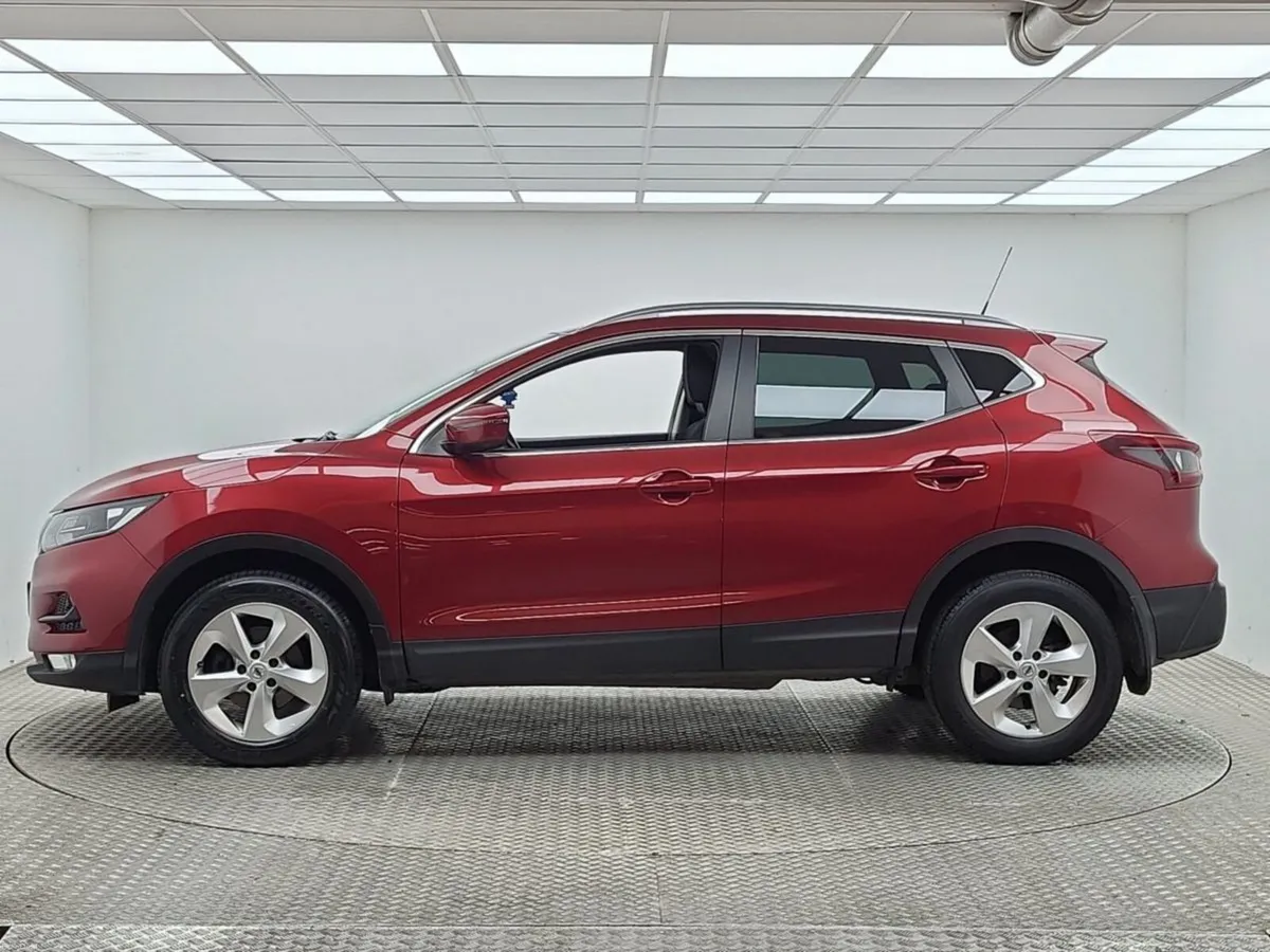 Nissan Qashqai 1.3 PET SE DCT + Plus Safety Shield - Image 5