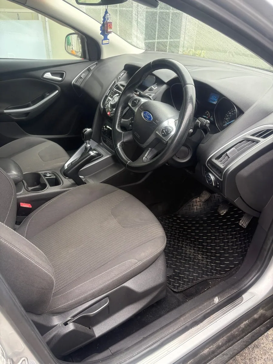 Ford Focus 2014 - Image 6