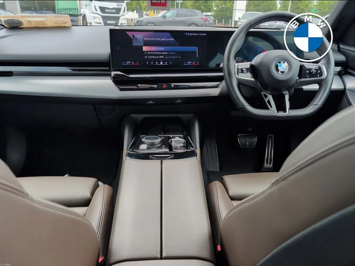 BMW 5-Series 520i M Sport Pro - Image 4