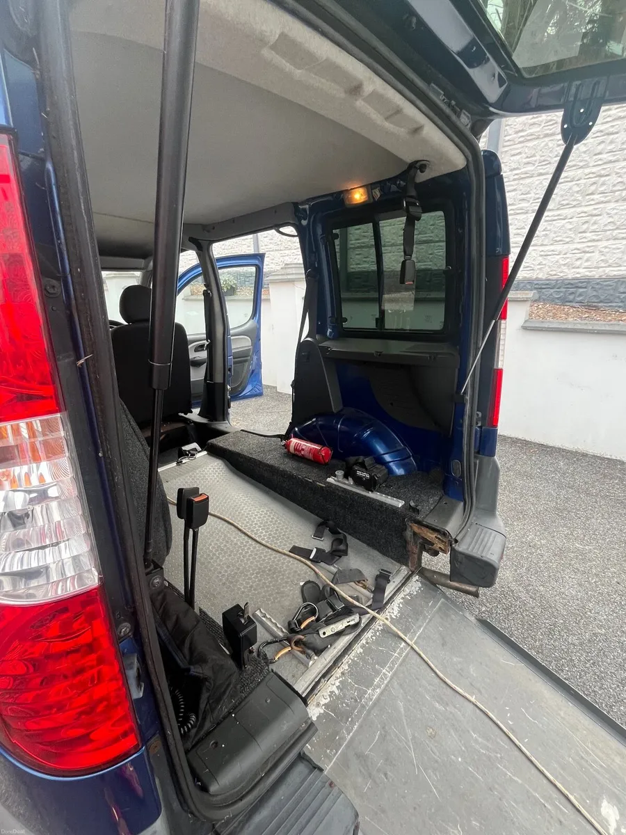 Fiat Doblo 2007 - Image 4