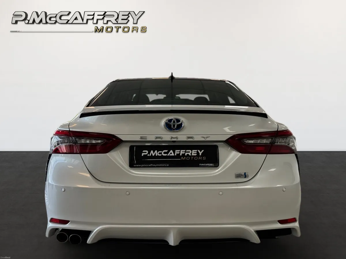 2021 Toyota Camry WS 2.5 Self Charging Hybrid Leat - Image 6
