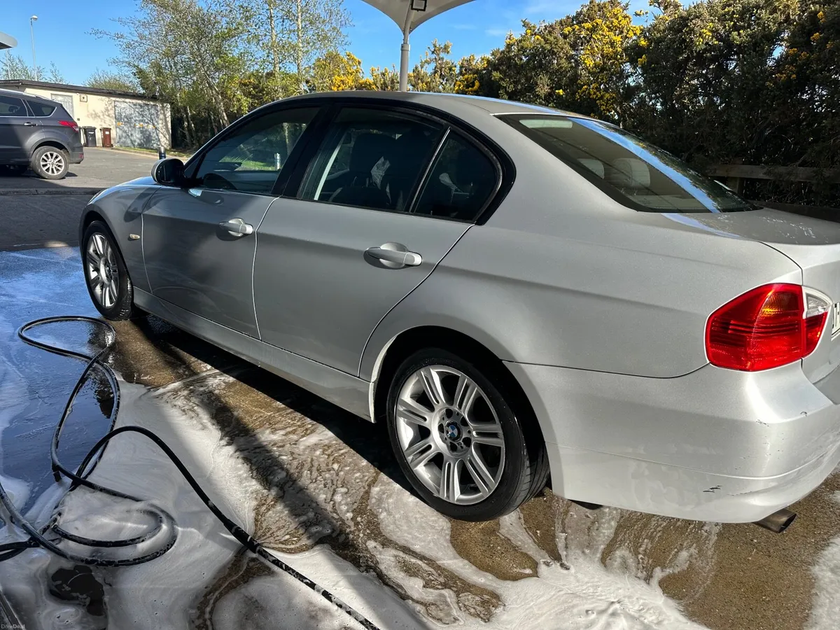 BMW 3-Series 2007 - Image 4