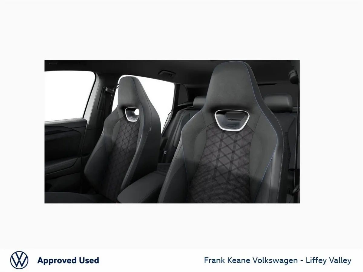 Volkswagen Tiguan *NEARLY NEW* R-LINE 75 AUTO 2.0T - Image 4
