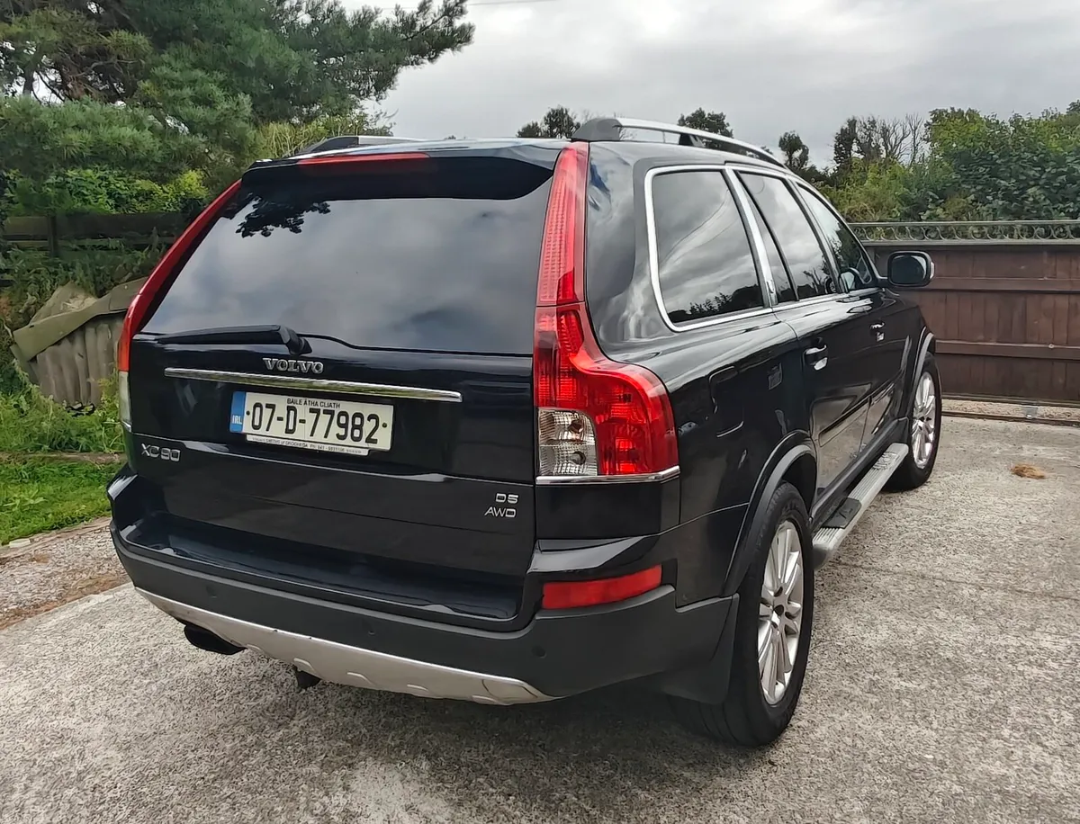 Volvo XC90 Executive - Image 4