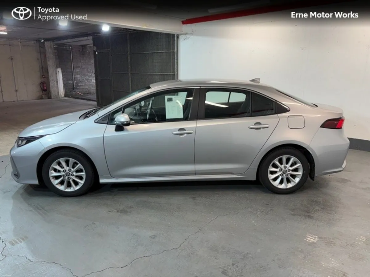 Toyota Corolla HYBRID LUNA 4DR AUTO - Image 2