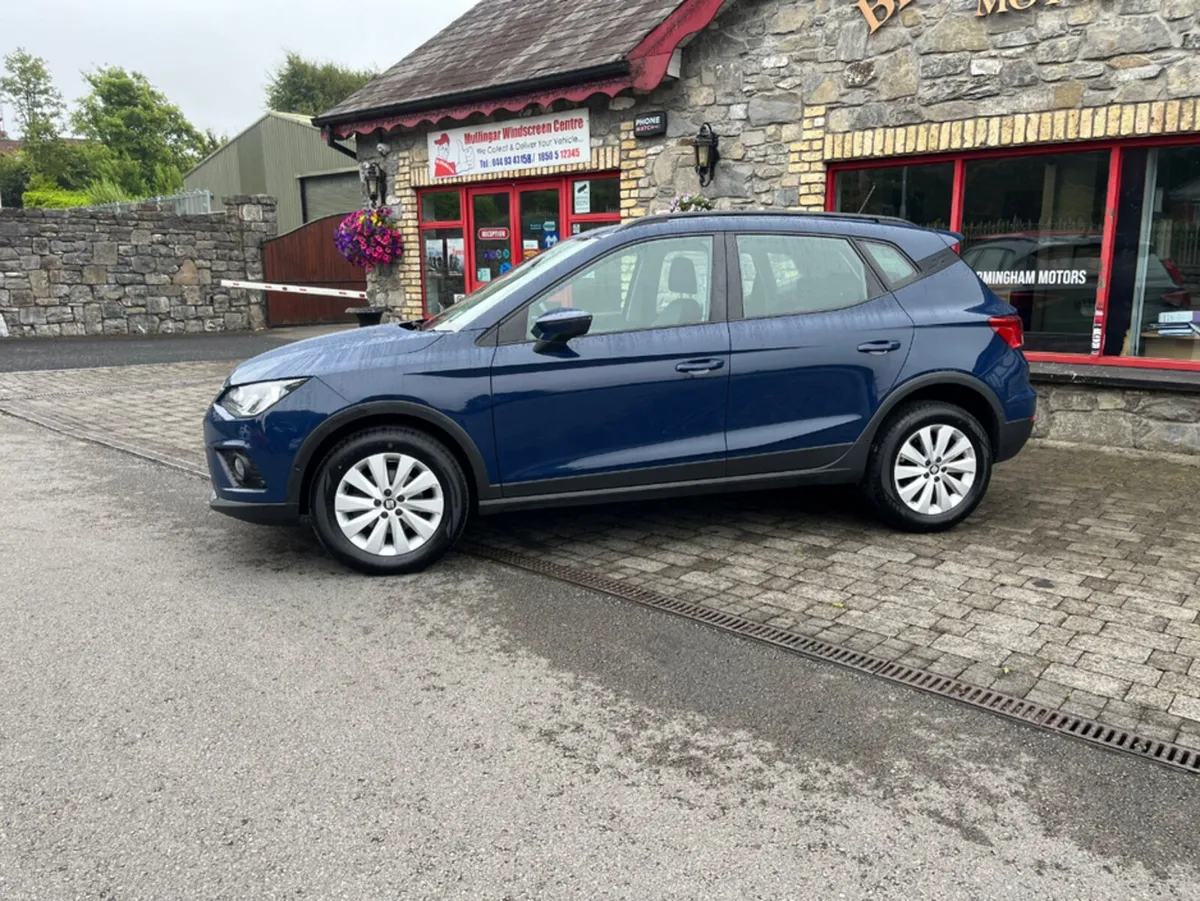 SEAT Arona 1.0 TSI 115HP SE 5DR - Image 2