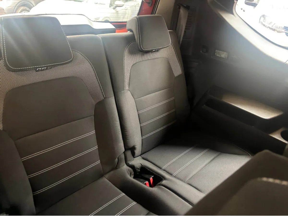 Dacia Jogger EXPRESSION TCE 110 NBI 5DR 7 Seater F - Image 3