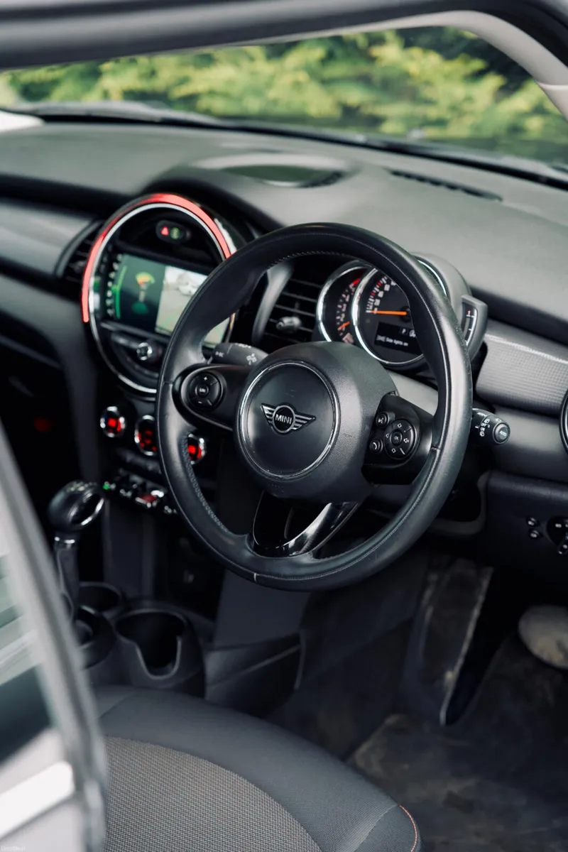 MINI Cooper D 1.5 2019 - Image 3
