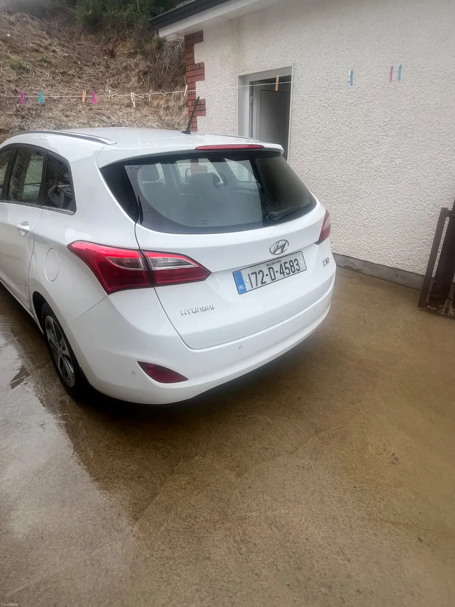 172 Hyundai i30 Tourer Deluxe 1.6 Diesel - Image 6