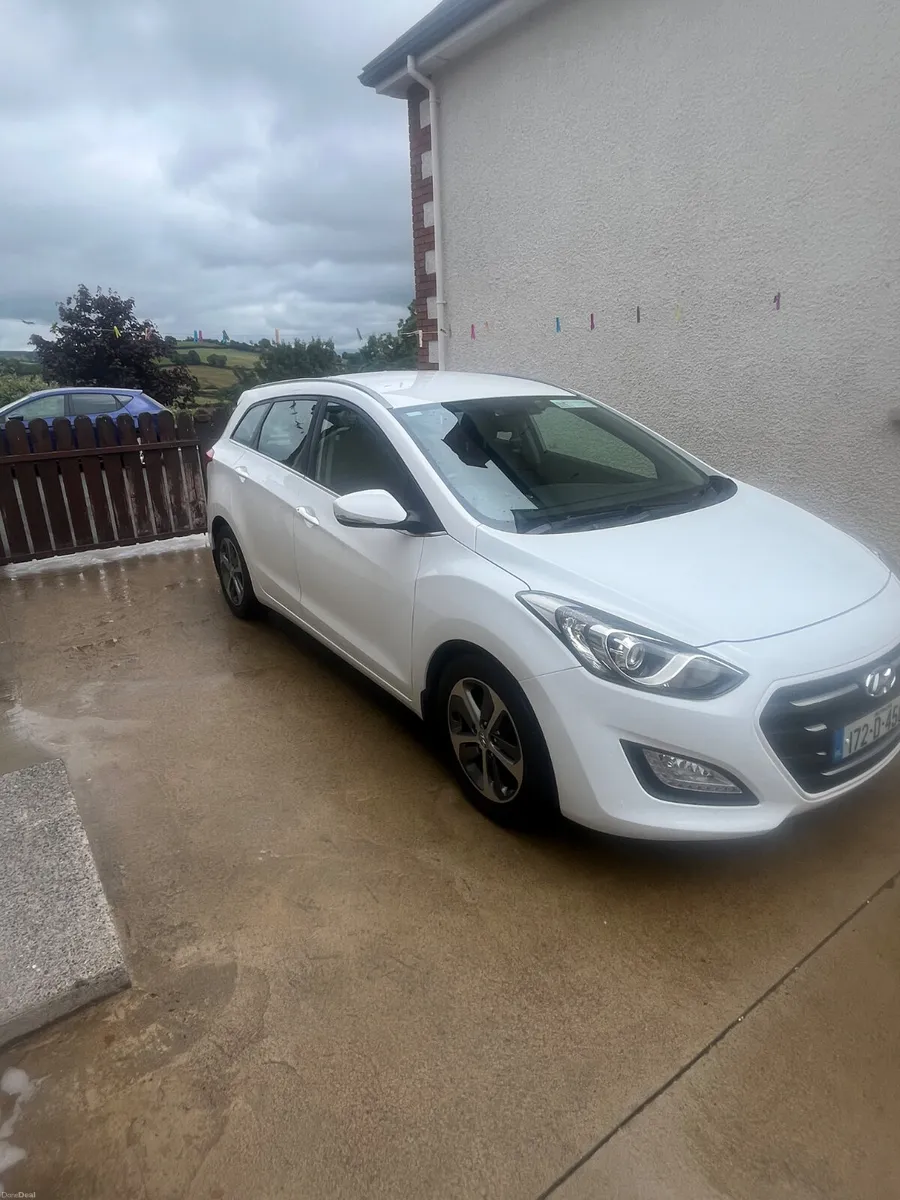 172 Hyundai i30 Tourer Deluxe 1.6 Diesel - Image 4
