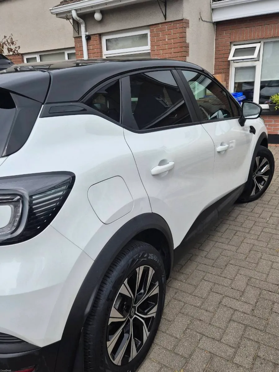 251 Renault Captur Evolution - Image 4