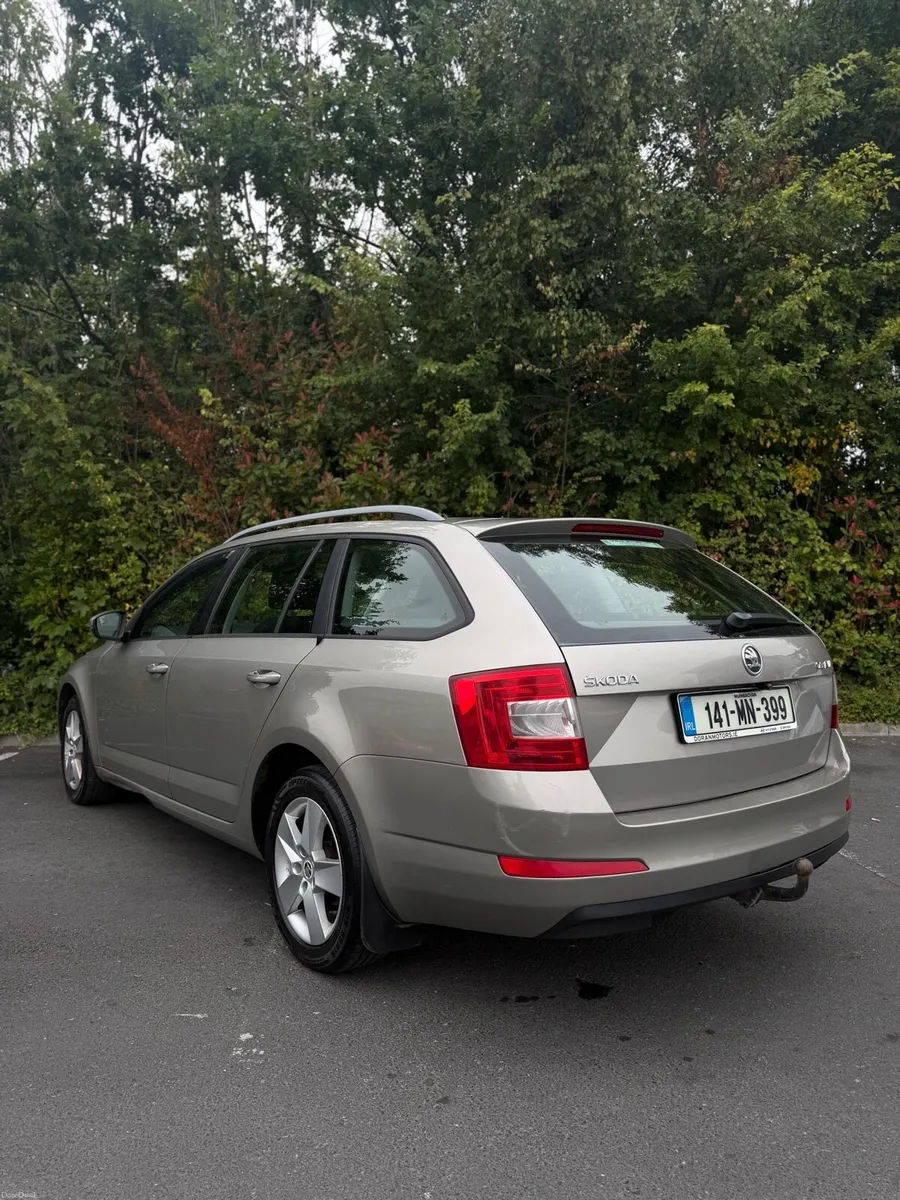 141 Skoda Octavia estate New NCT Low mileage - Image 3