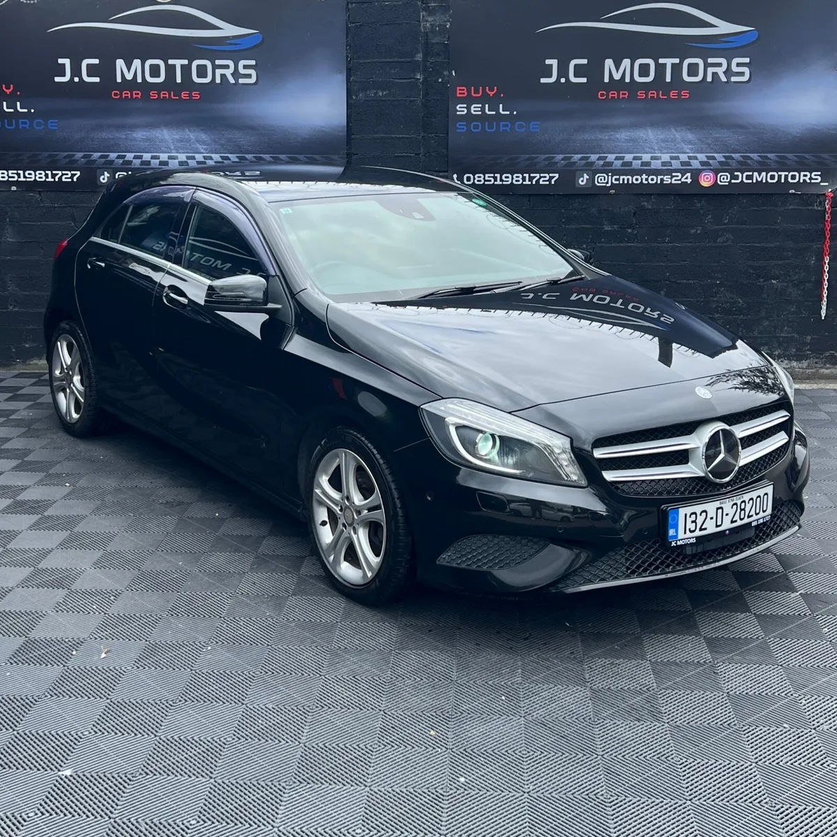 132 Mercedes-Benz A180 Only 42km Automatic - Image 1