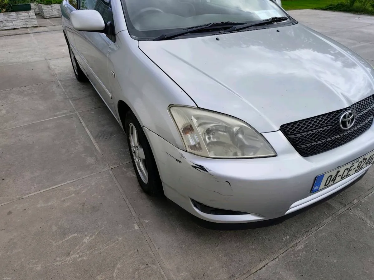 Toyota Corolla - Image 2