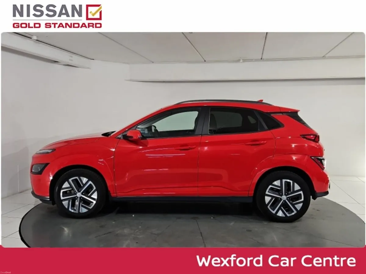 Hyundai KONA EV Premium 64 kWh - Image 5