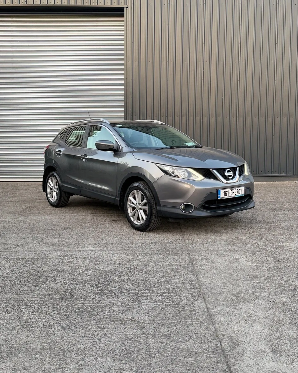 2016 (161) Nissan Qashqai SV (FSH) (Sunroof) - Image 1