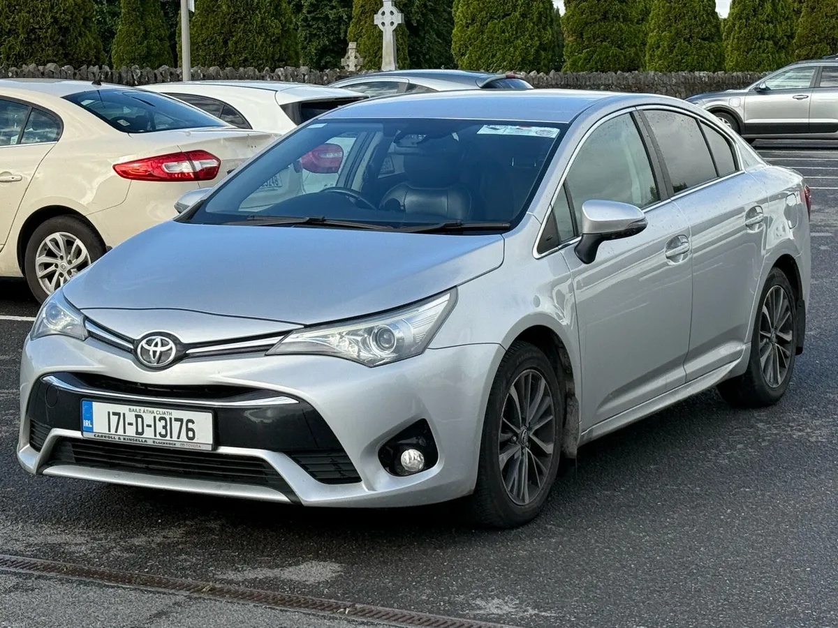 TOYOTA AVENSIS LOW KMS & HIGH SPEC - Image 5