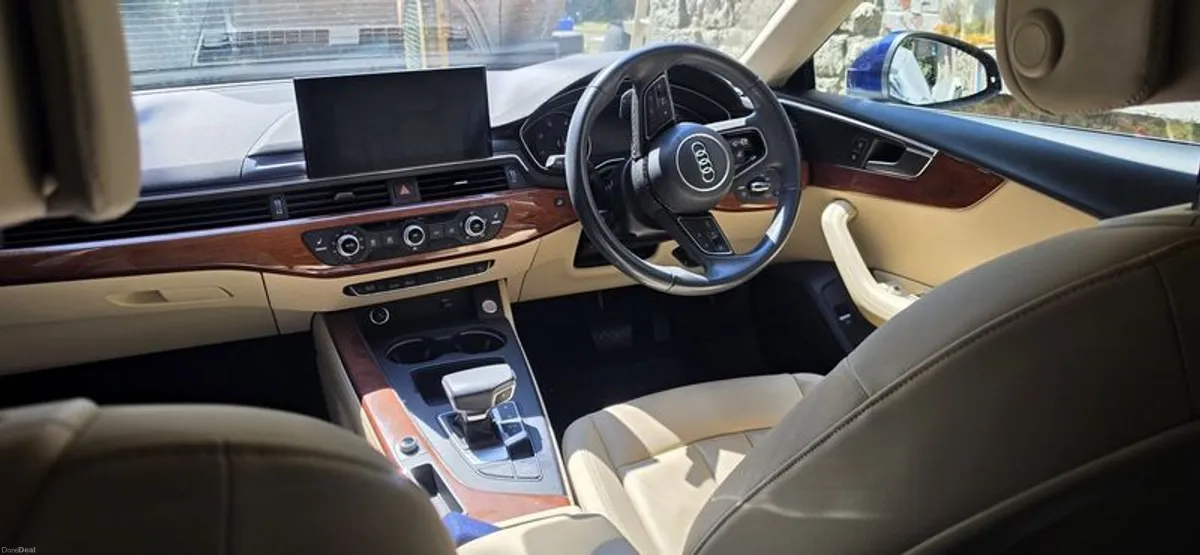 2022 Audi A5 Sportback SE 35 - Image 5