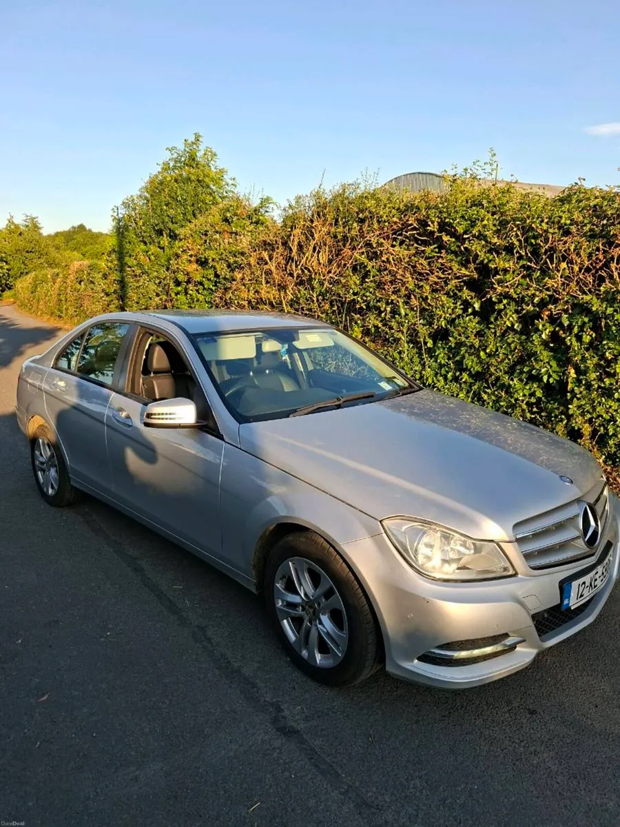 MERCEDES C220 AUTOMATIC 2012 - Image 2