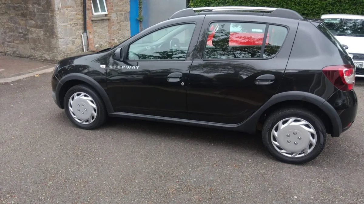Dacia Sandero Stepway Signature Diesel.  Long NCT. - Image 2