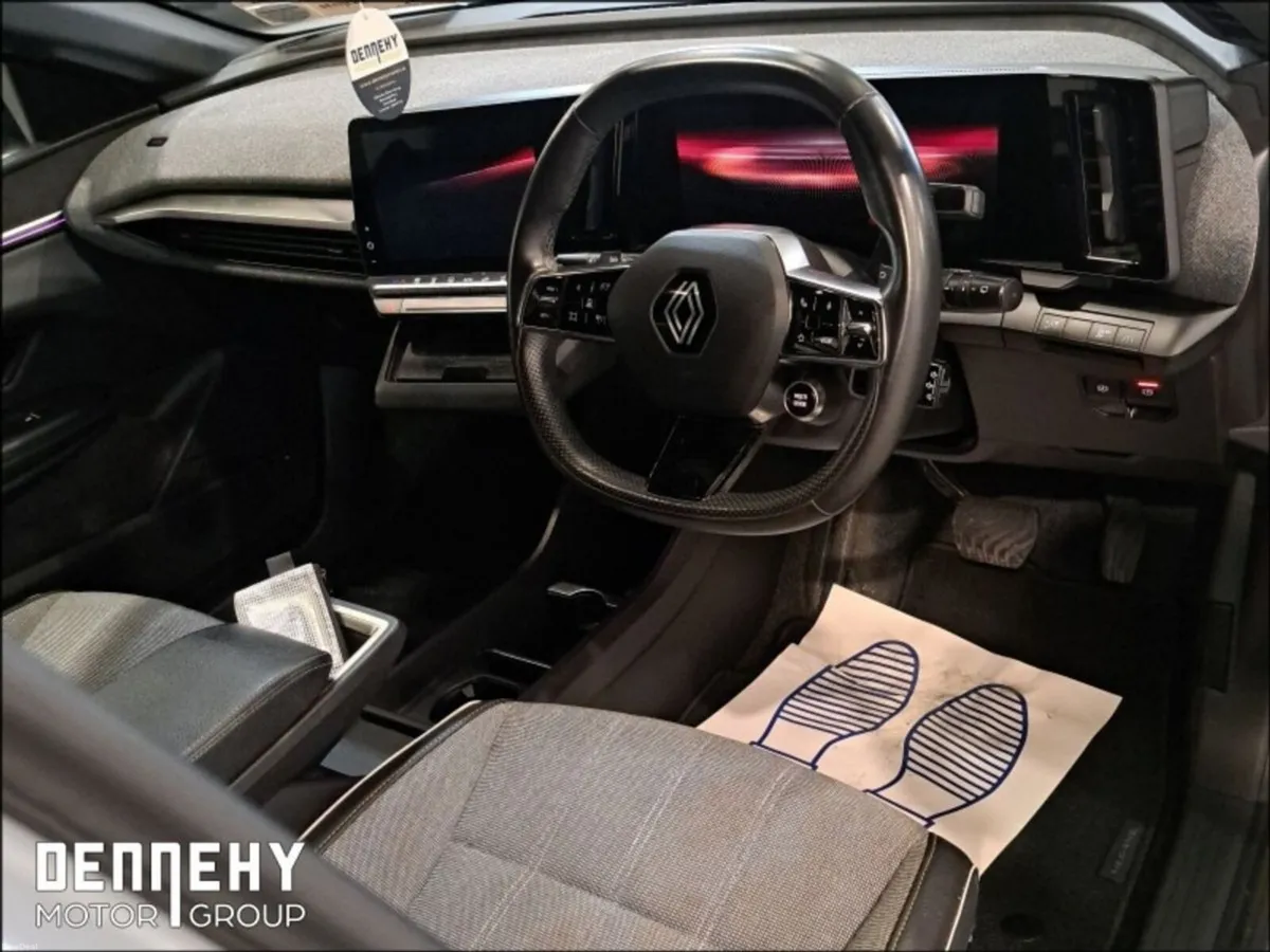 Renault Megane E-Tech EV60 220hp Launch Edition - Image 6
