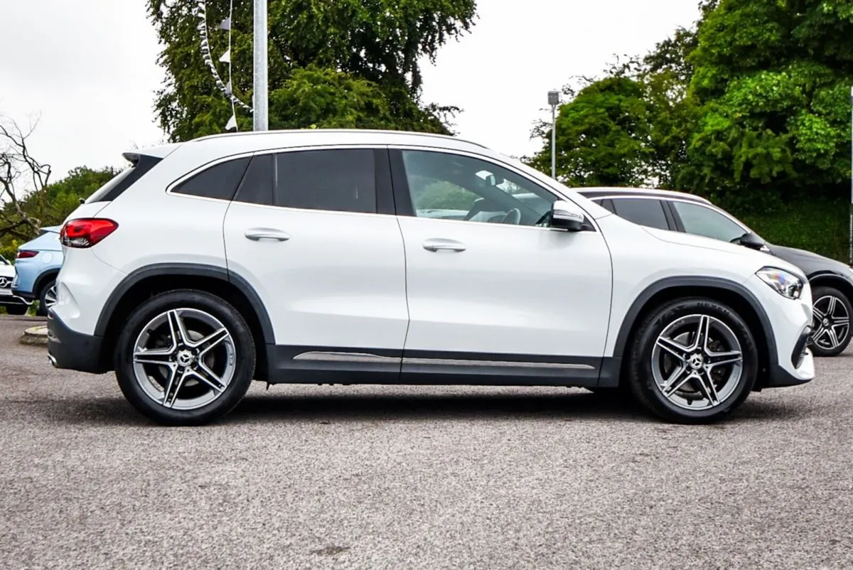 Mercedes-Benz GLA 200d AMG Auto - Image 3