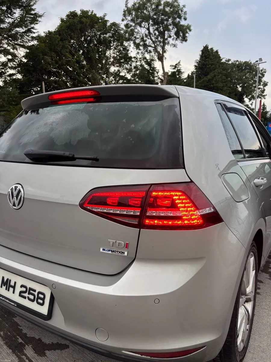 Volkswagen Golf 2015 1.6 HIGHLINE - Image 4