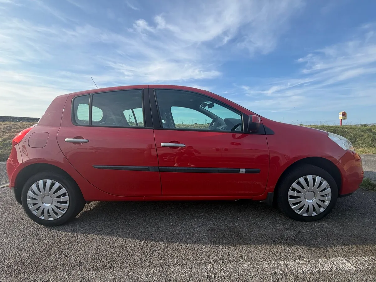 2010 RENAULT CLIO 1.0 NEW NCT 08/27 PETROL - Image 5