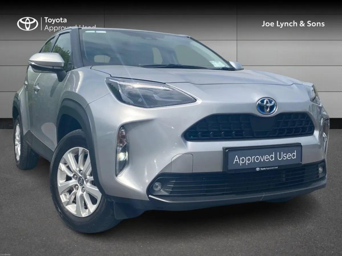 Toyota Yaris Cross YARIS CROSS LUNA - Image 1